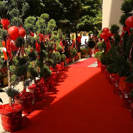 ホテル Nuvola プラート